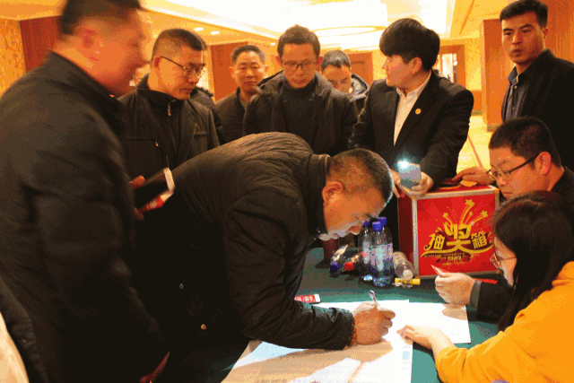 大连orange橘子平台木工答谢宴现场